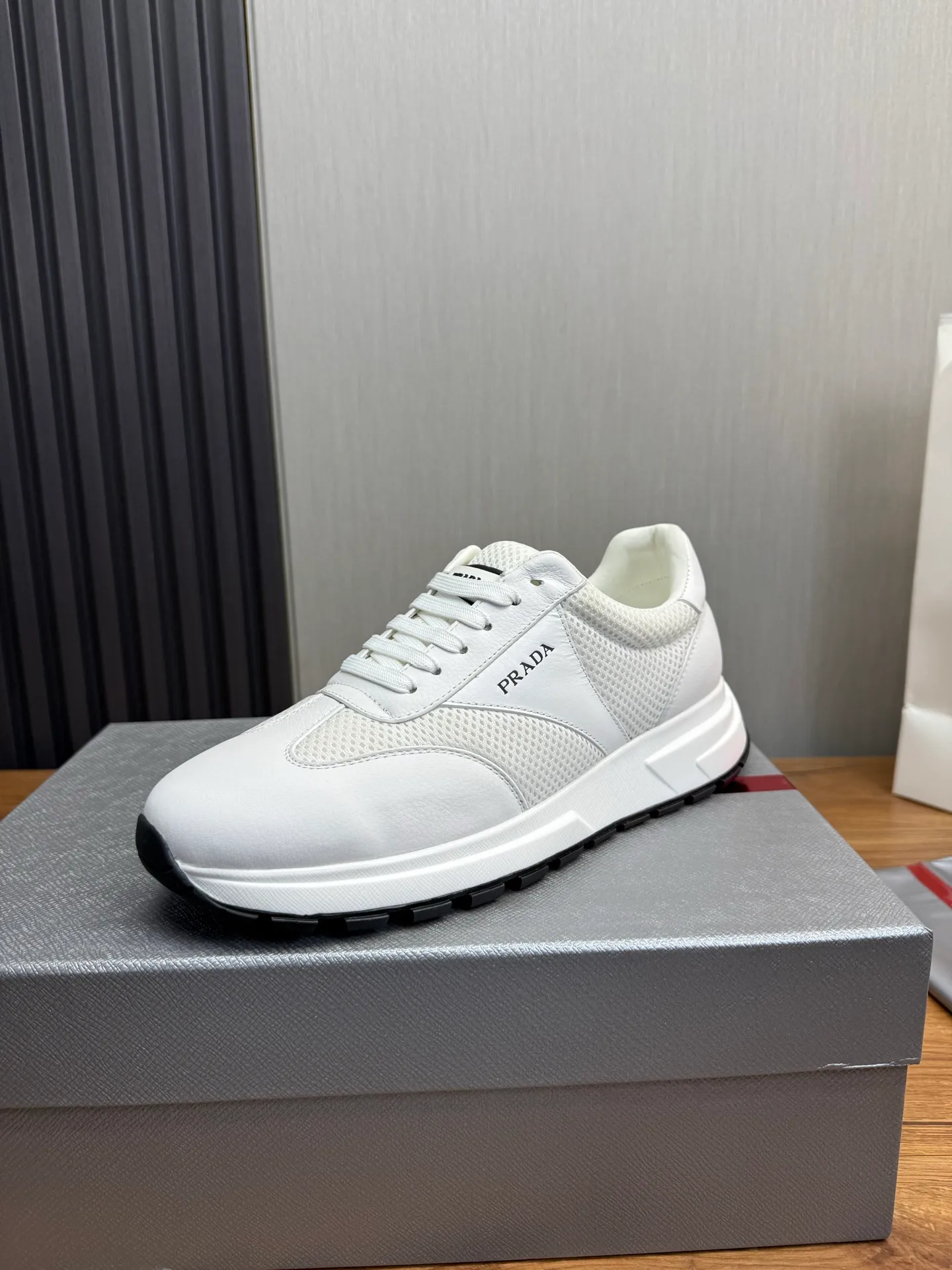 Men's shoes 💰560💰 [PRADA] Hot-selling men's shoes shipped 👏Official website synchronized ⬆️ Original cowhide fabric + cowhide lining, cowhide feet 🐮 1:1 shipment ✔️Original original bottom, 38-45 (45. Customized, non-refundable)
